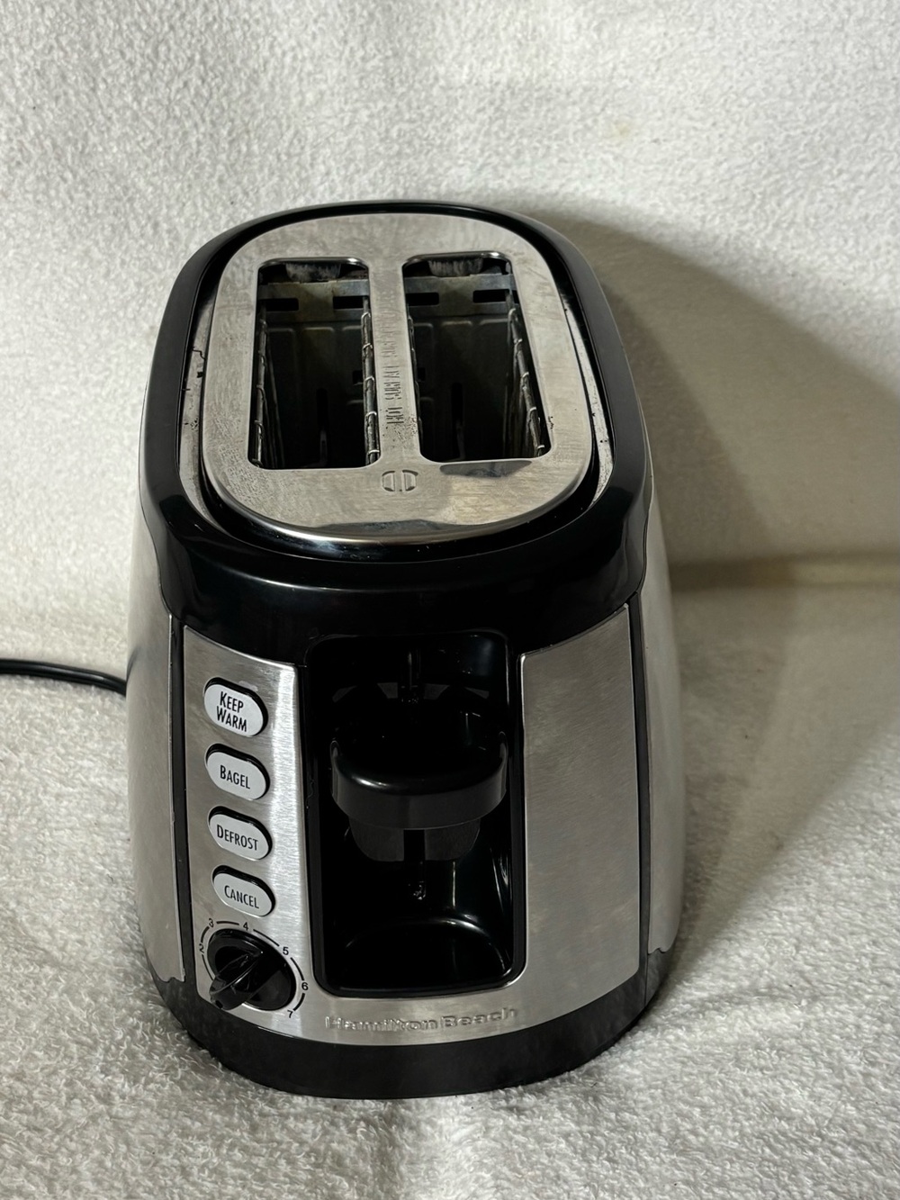 Hamilton Beach 2-Slot Toaster in Black and Silver